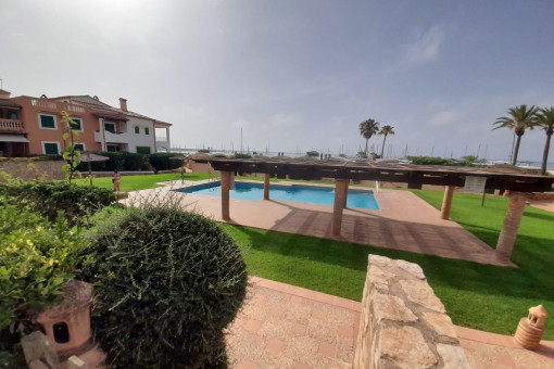 Apartment with terrace and pool in Sa Rapita