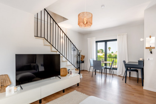 Beautiful living and dining area