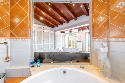 En suite bathroom