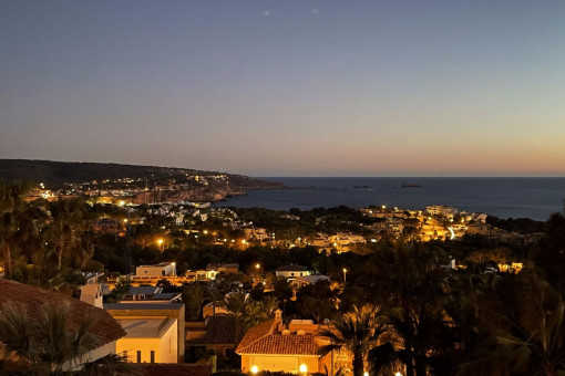 Views during the night over Santa Ponsa and the sea