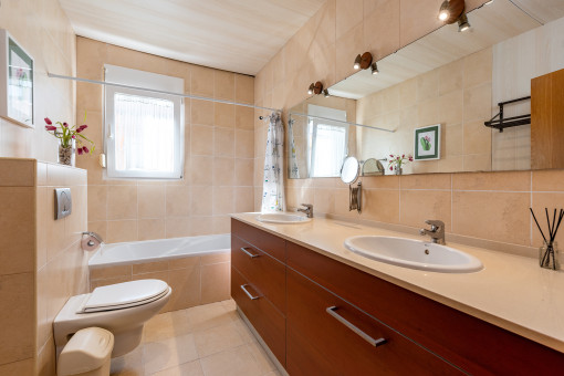 Bathroom with bathtub