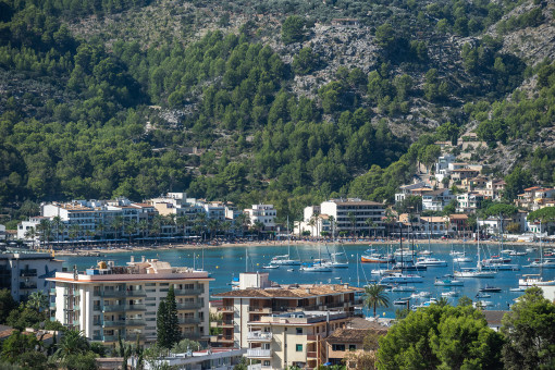 Views of the bay of Soller