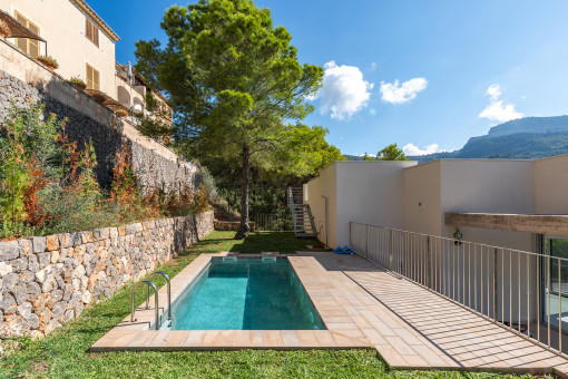 Garden with private pool