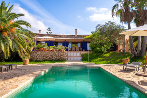 Pool and view to the finca