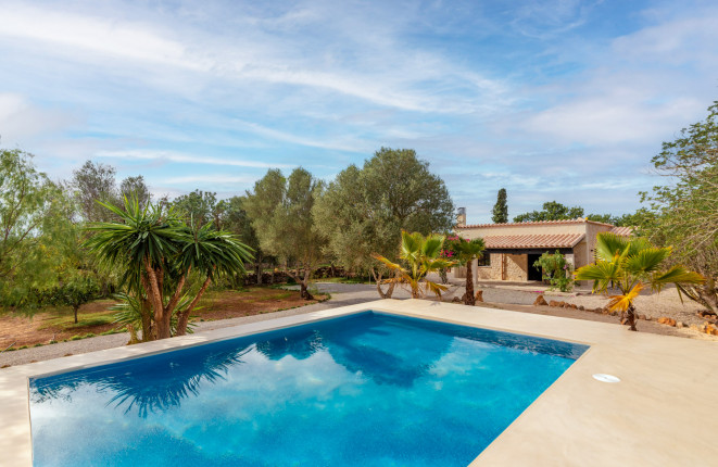 Charming finca in a class of its own in Llucmajor