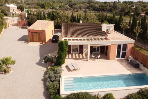Enchanting natural-stone finca with pool and views of the 'Witch Mountain' in Llucmajor