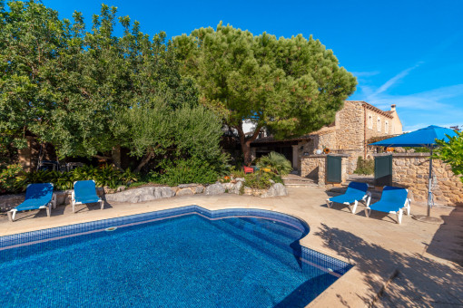 Traditional Mallorcan finca in the village of Arta with pool, picturesque garden and ample privacy-for rent from November to June