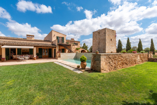 Beautifully designed garden with pool