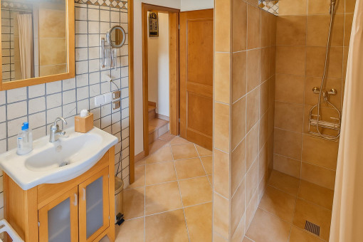 Bathroom of the second bedroom