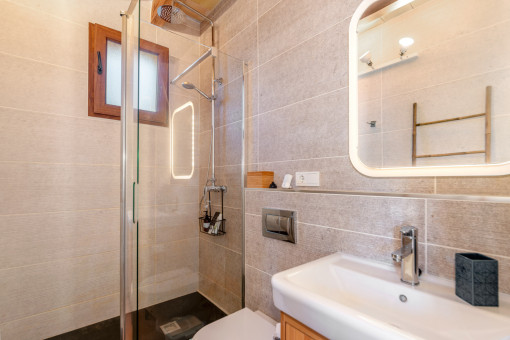 Bathroom with daylight