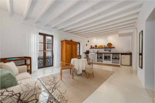 Tastefully renovated apartment