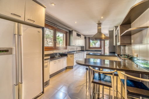 Large kitchen