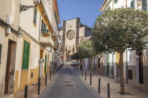 Lovely street in Esporles