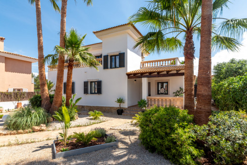 villa in Las Palmeras