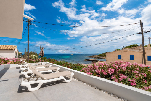 Sun terrace in first sea line