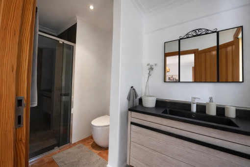 Third of a total of four en-suite bathrooms