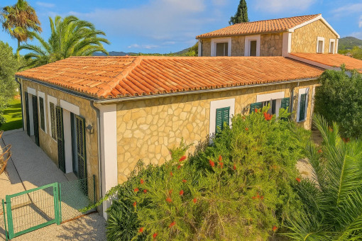 View of the finca from the access road