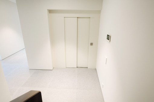 Elevator on the ground floor