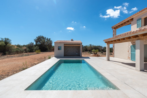 Pool house