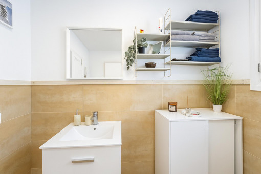 Bathroom on the upper floor