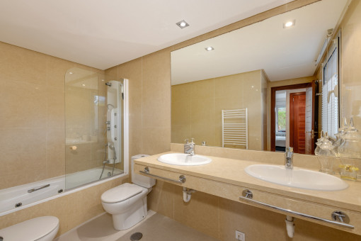 Bathroom with bathtub