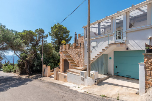 Modern Townhouse with Seaview