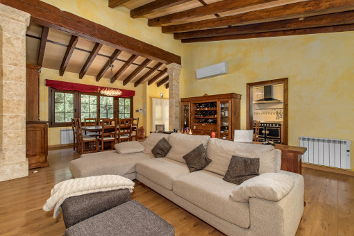 Spacious lounge area with fireplace