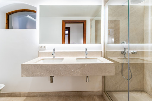 Another bathroom with shower