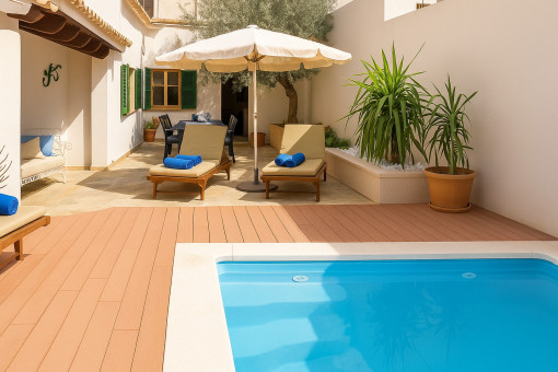 Patio with swimmingpool