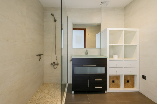 port-alcudia-spacious-terrace-walking-distance-sandy-beach-4