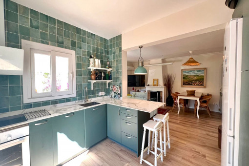 Bright kitchen