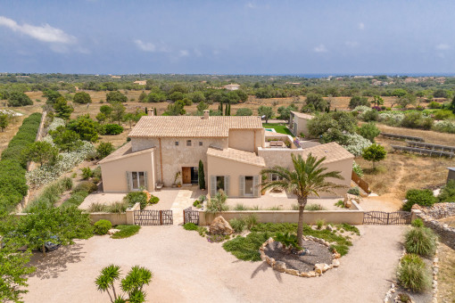Finca with walking distance to Santanyi