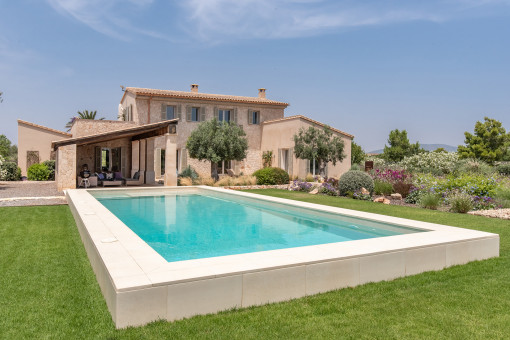 Finca with guesthouse