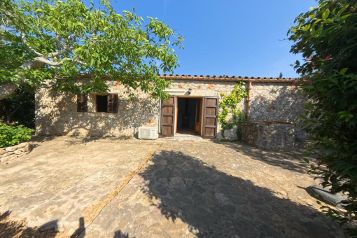 Access of the house