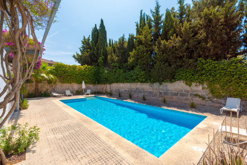Communal pool