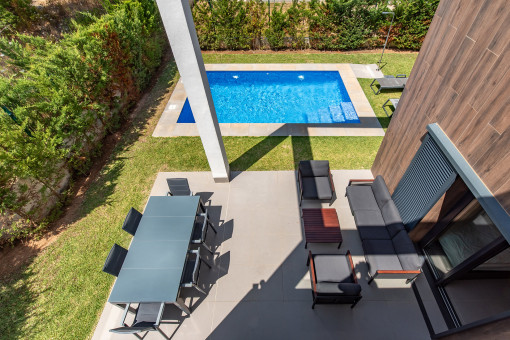 View from the balcony to the pool