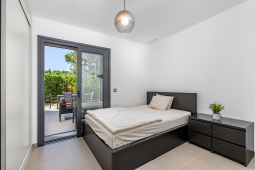 Further bedroom
