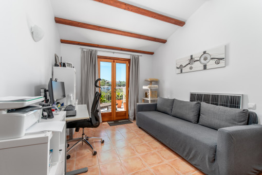 Further bedroom