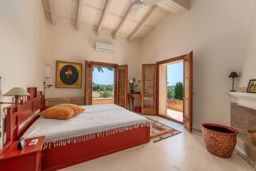 One of 5 bedrooms