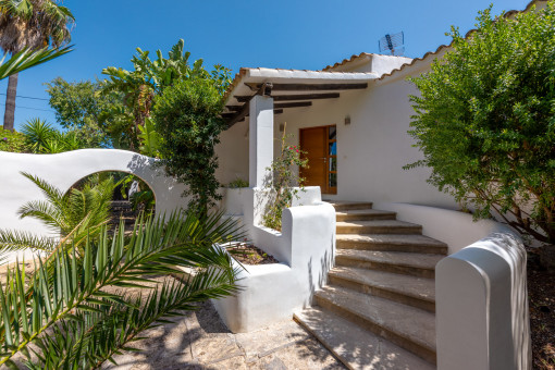 Main entrance to the villa