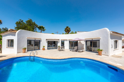Pool terrace