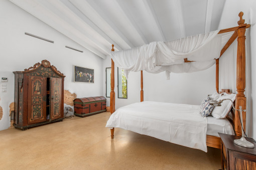 One of 6 bedrooms