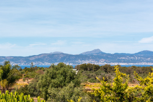 Splendid views to the sea