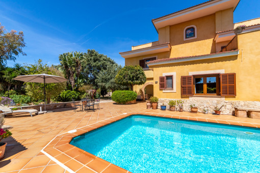 Pool area
