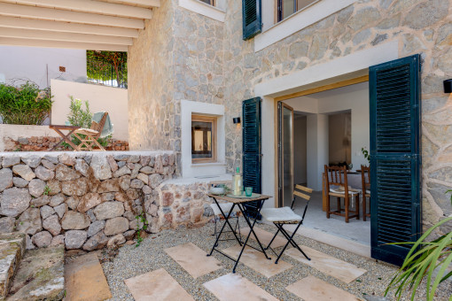 Garden Terrace 