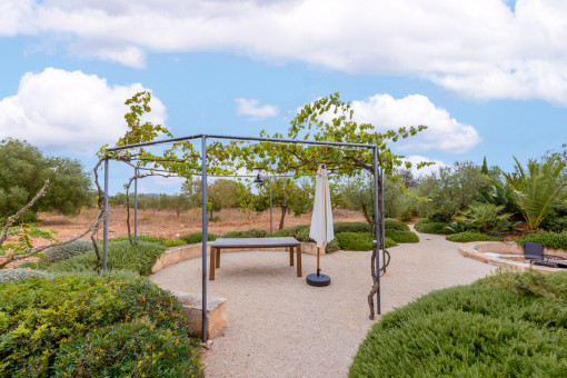 outdoor sitting area