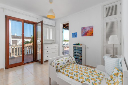 Further bedroom