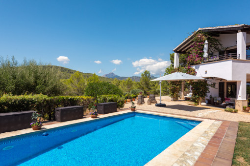 Mediterranean finca near Calvià with stunning sea and mountain views in southwest Mallorca