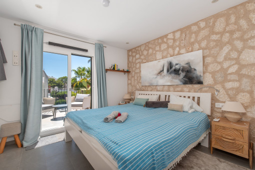 One of 2 bedrooms