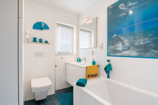 Bathroom upstairs